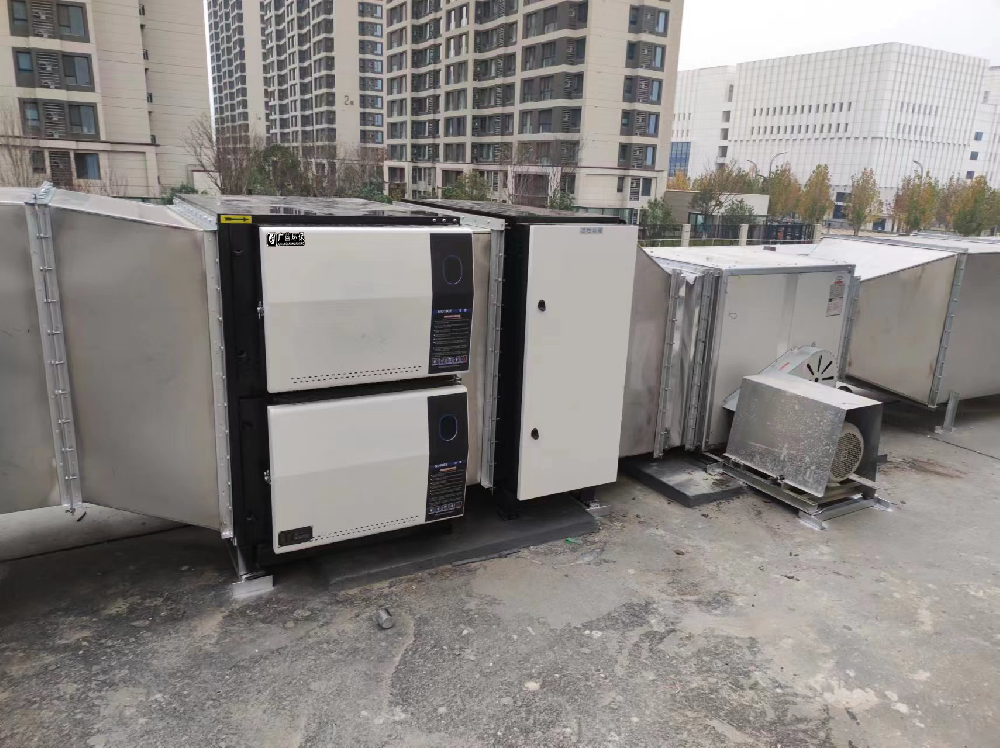 商用油煙凈化器VS家用油煙機：功能與設計的對決